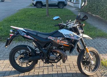 KSR moto SRT 50