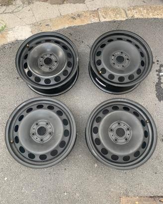 Cerchi in ferro 16 pollici