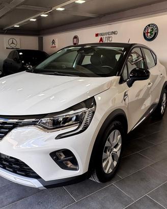 Renault Captur Blue dCi 115 CV EDC Intens