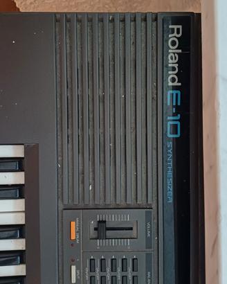 Roland E-10 Sintethizer