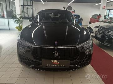 Maserati Levante V6 AWD Gransport