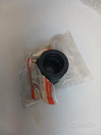 collettore aspirazione dx SUZUKI GS 550 78'