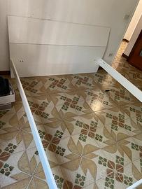 Struttura letto matrimoniale