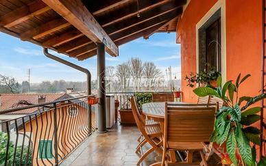 BORGO TICINO - QUADRILOCALE CON TERRAZZO