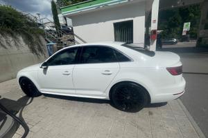 AUDI A4 4ª serie - 2016