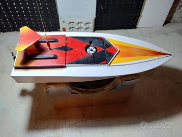 Motoscafo con Radiocomando Super Tigre e altro