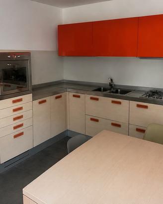 Cucina Valcucine completa con tavolo e 4 sedie