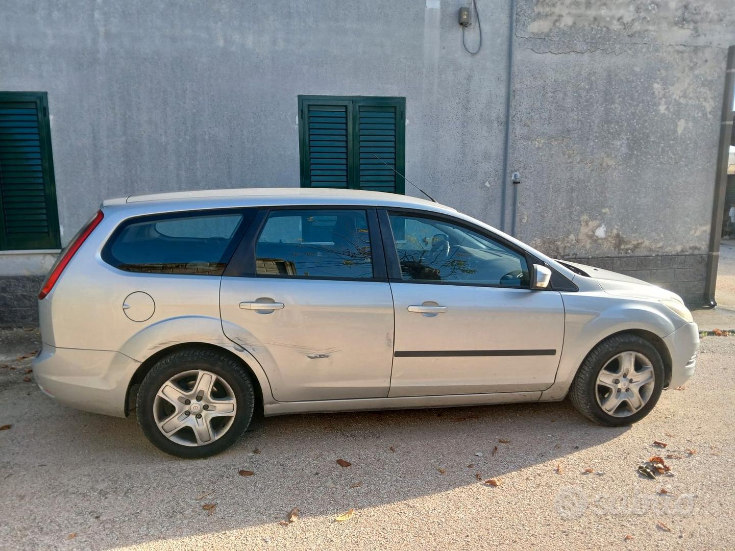 Ford Focus 2009 photo 3