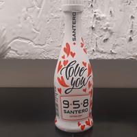 Piccola bottiglia di spumante Santero 9.5.8 love 