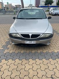 Lancia Y