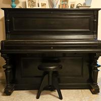 Pianoforte vertcale d'epoca Bluthner