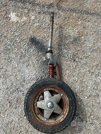 Forcella piaggio quartz modificata per vespa