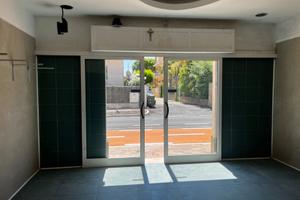 Locale per negozio in zona Portone