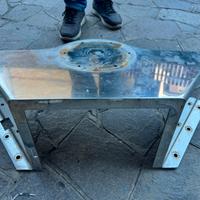 Supporto in accaio inox per sedia combattimento