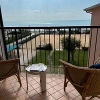 Ristrutturato 3 camere fronte mare