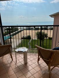 Ristrutturato 3 camere fronte mare