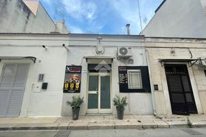 NEGOZIO A CERIGNOLA