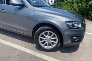 AUDI Q5 1ª serie - 2012