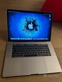 MacBook Pro 15” 2017 – Intel i7 – 16GB - SSD 1TB