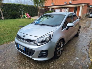 kia rio unico proprietario 