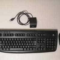 Logitech Combo Tastiera e Mouse modello Deluxe 650