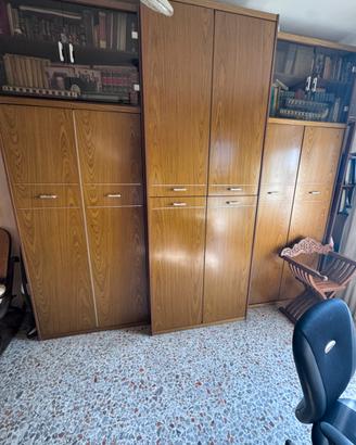 Mobile due letti  armadio