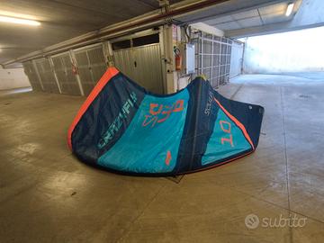 kitesurf crazyfly Sculp 10 mq completo di barra.