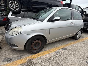 LANCIA Y RICAMBI USATI