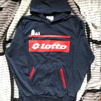 Felpa Lotto x Peanuts – Stile, Comfort e Iconicità