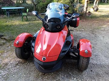 can am spyder RS 1000