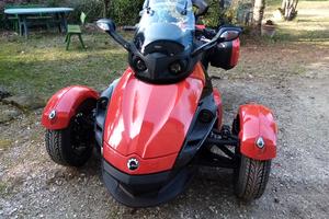 can am spyder RS 1000