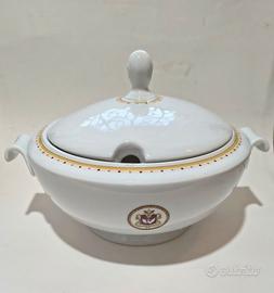 Elegante zuppiera in finissima porcellana italiana