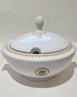 Elegante zuppiera in finissima porcellana italiana