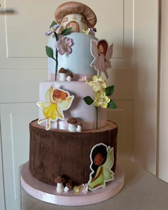 Torta finta per bambina