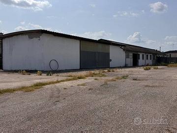 Immobile di 660 m² a Badia Polesine