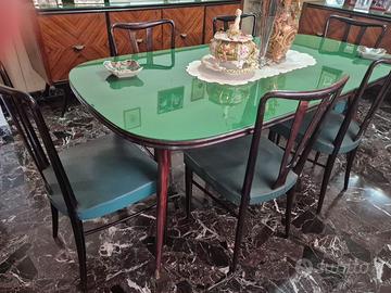 Arredamento completo vintage