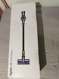 Dyson v8 total clean nuovo