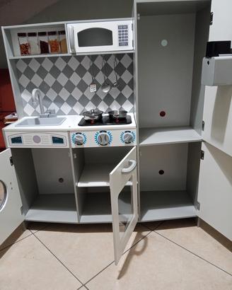 cucina in legno da gioco 