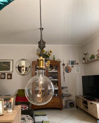 Lampdario luce arancione