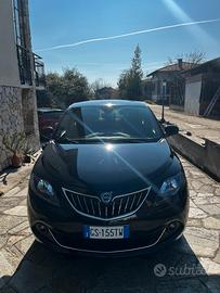 Lancia ypsilon ecochic