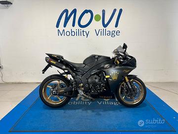 Yamaha YZF R1