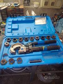 Pinza idraulica pressa capicorda fino a 300 mmq