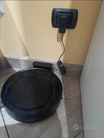 Robot aspirapolvere