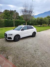 Audi Q3 S-line 2016