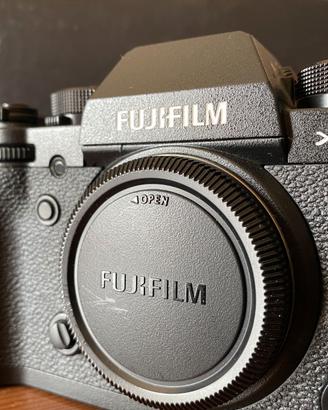 Fujifilm X-T2 Mirrorless APS-C - LEGGI DESCRIZIONE