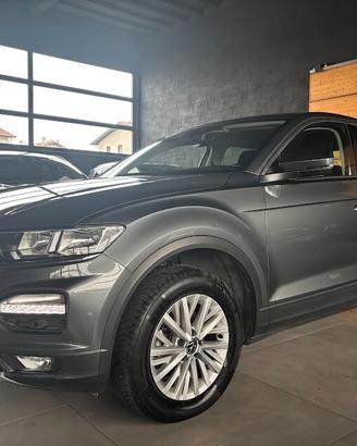 Volkswagen T-Roc 1.5 TSI ACT DSG Business BlueMoti