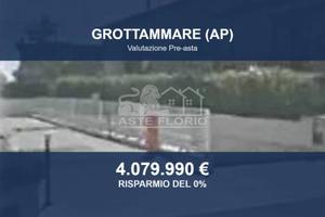 Immobile in asta di 620 m² a Grottammare