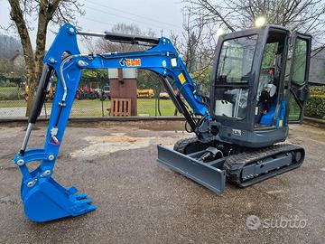 Miniescavatore CLM 342 motore kubota