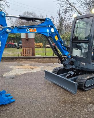 Miniescavatore CLM 342 motore kubota