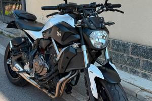 yamaha mt 07